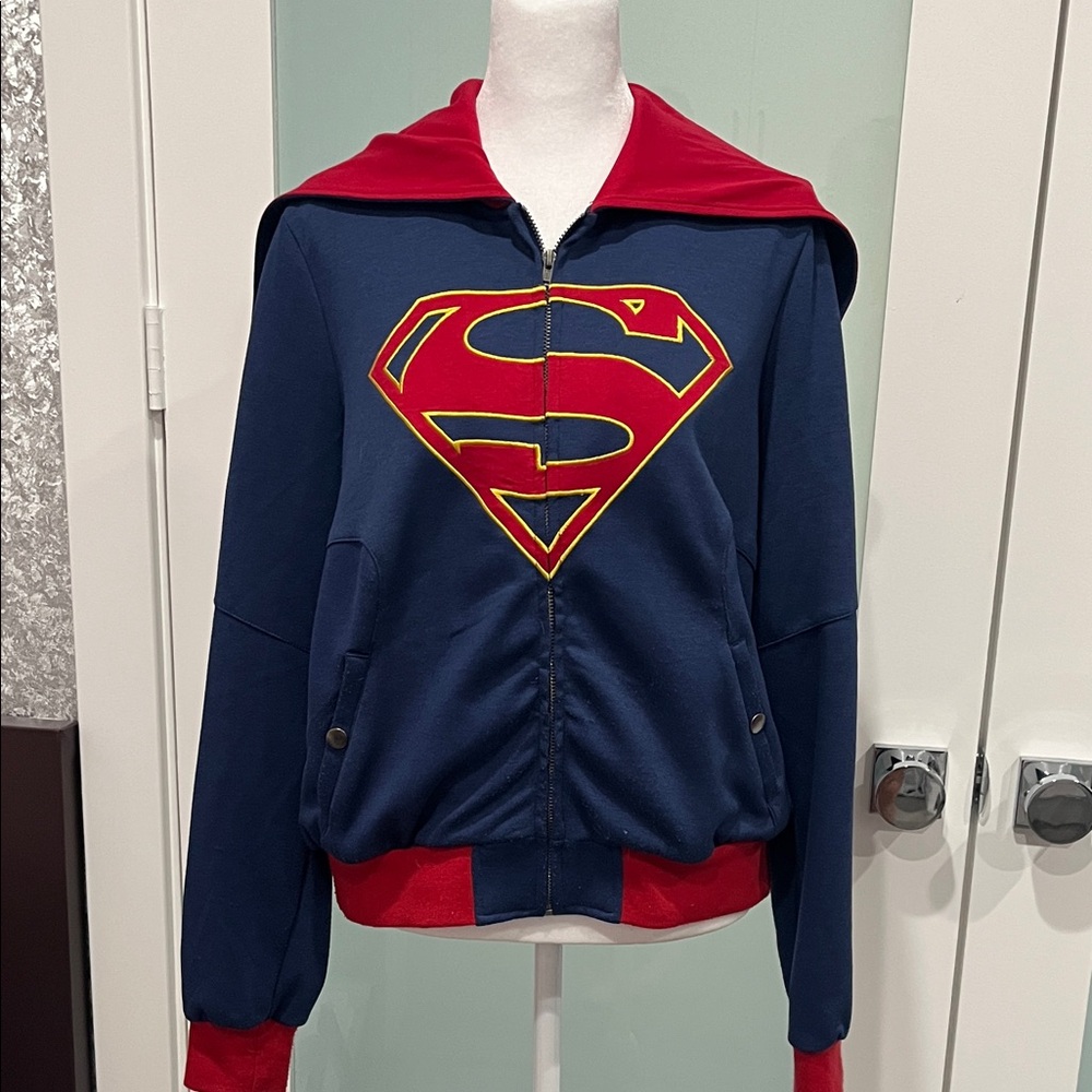 Hot Topic Supergirl Zip Jacket Size Large